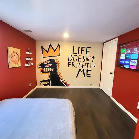 The Gawdy Den With Fast Wifi 2 Minutes From Downtown Houston! Apartment Exterior photo