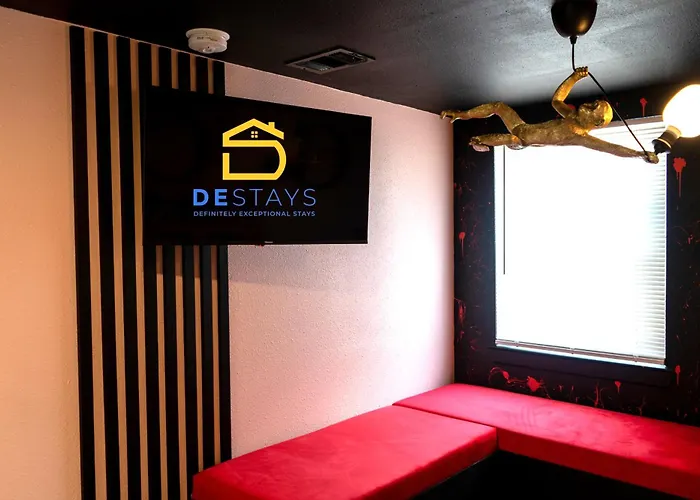 The Gawdy Den With Fast Wifi 2 Minutes From Downtown Houston!
